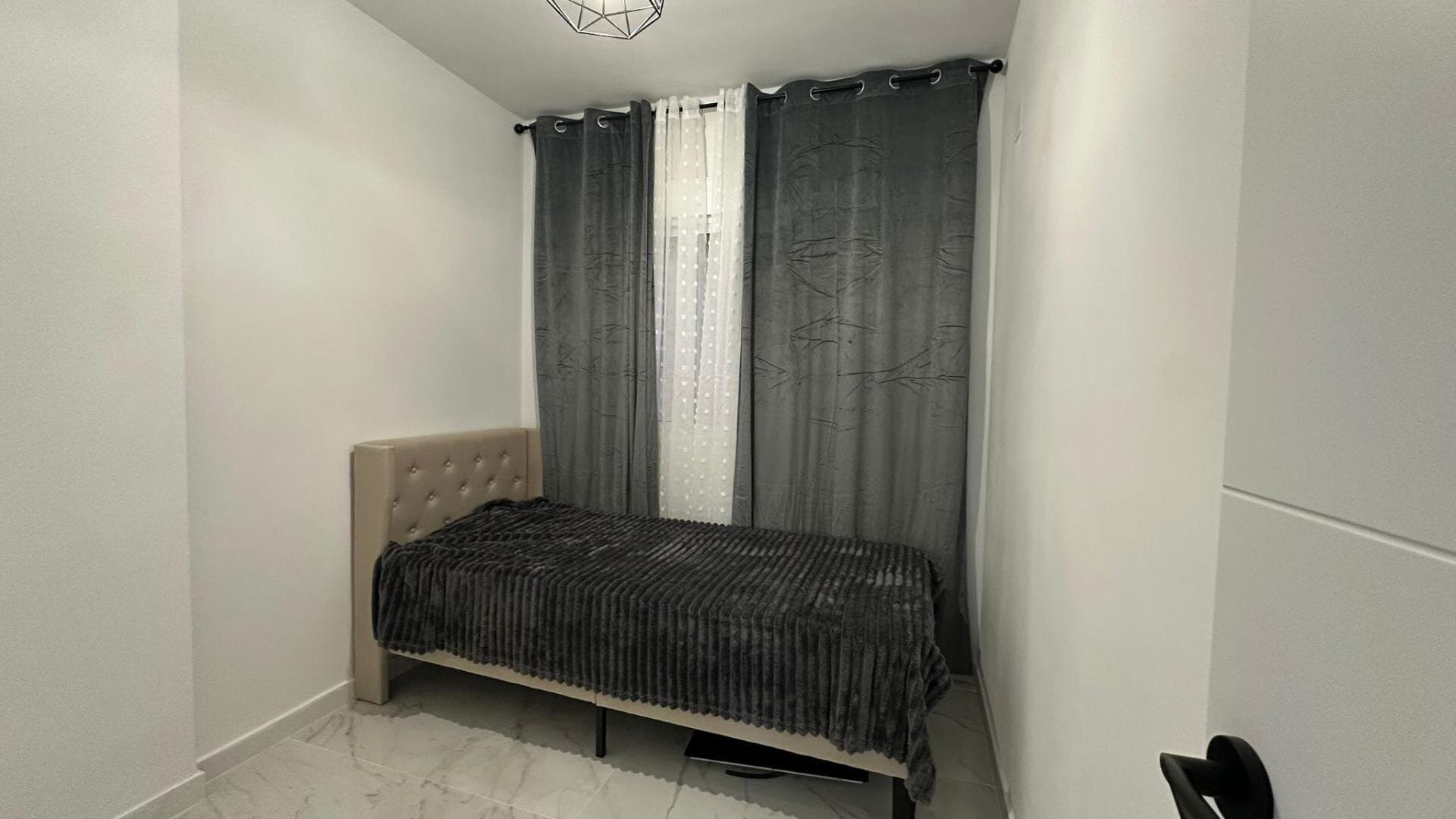 2-Bedroom Apartment in Torrevieja, Torrevieja - 18