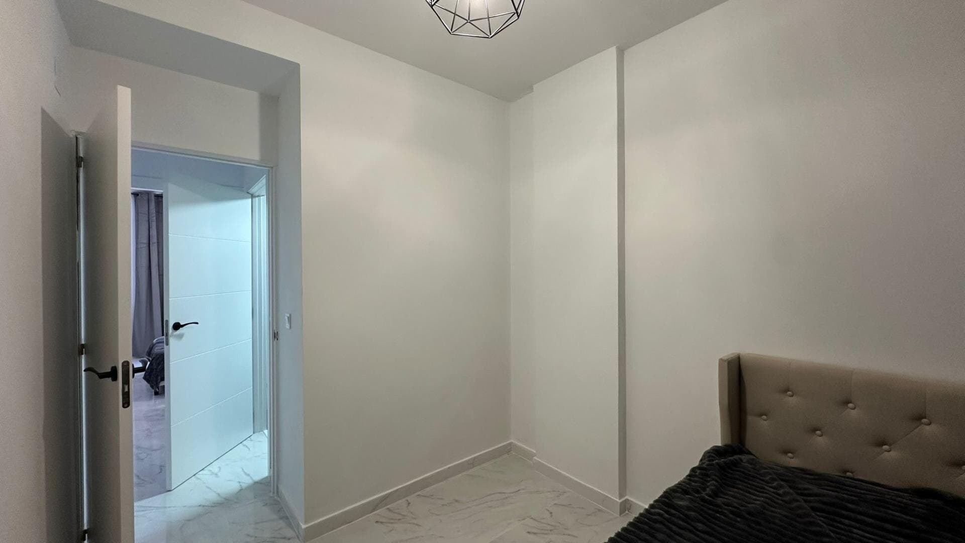 2-Bedroom Apartment in Torrevieja, Torrevieja - 20