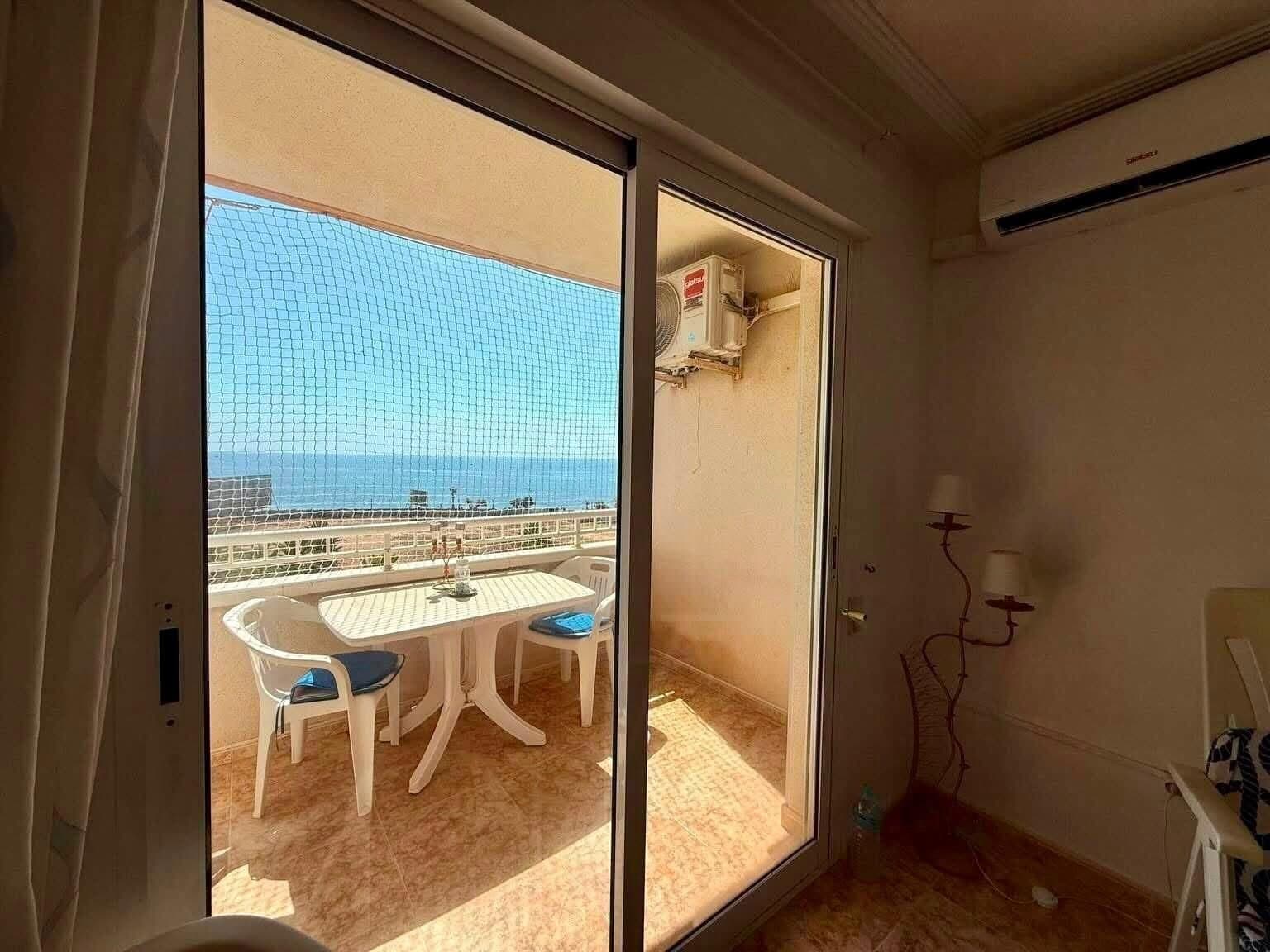 2-Bedroom Apartment in Estacion de Autobuses, Torrevieja - 6