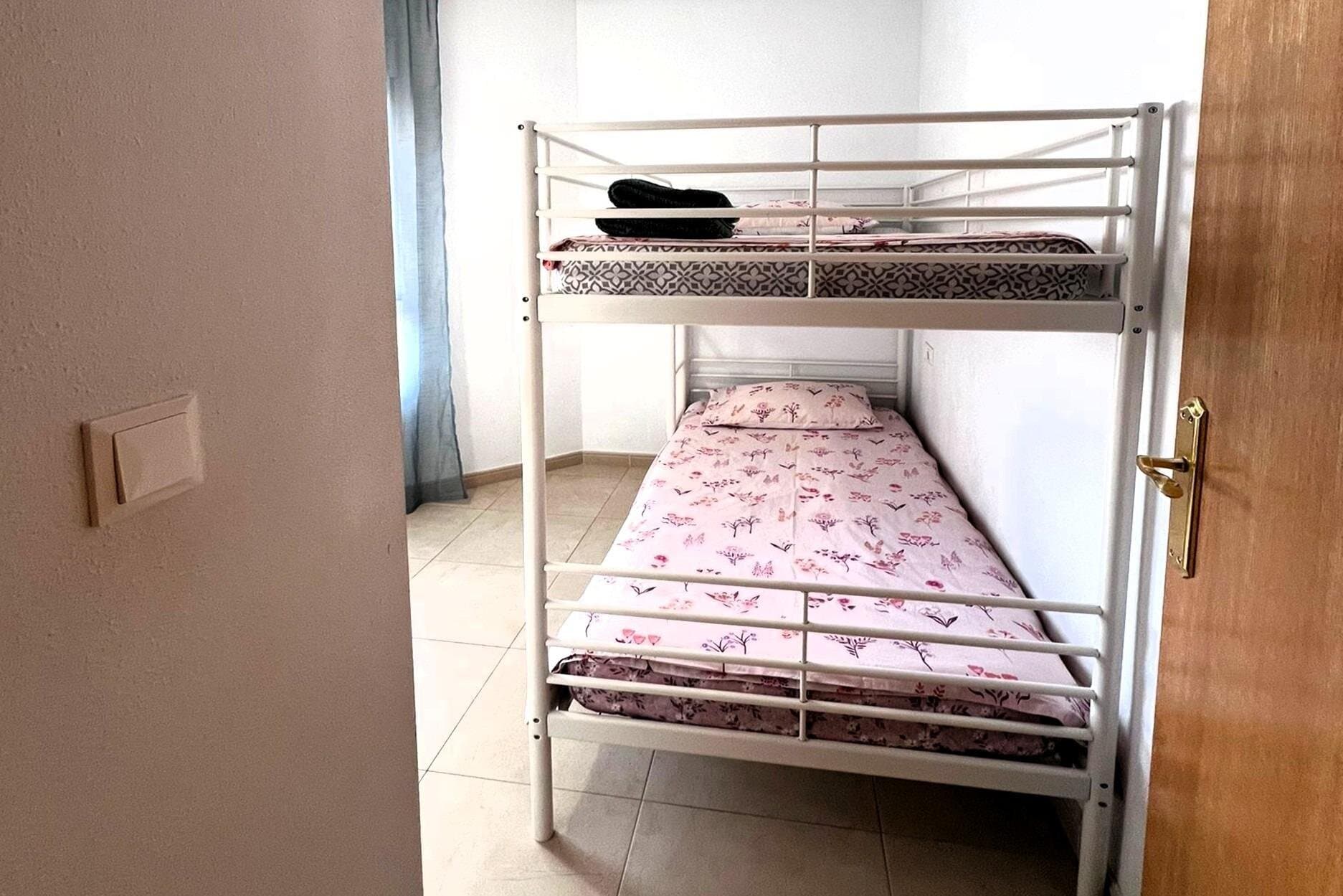 2-Bedroom Apartment in Habaneras, Torrevieja - 11