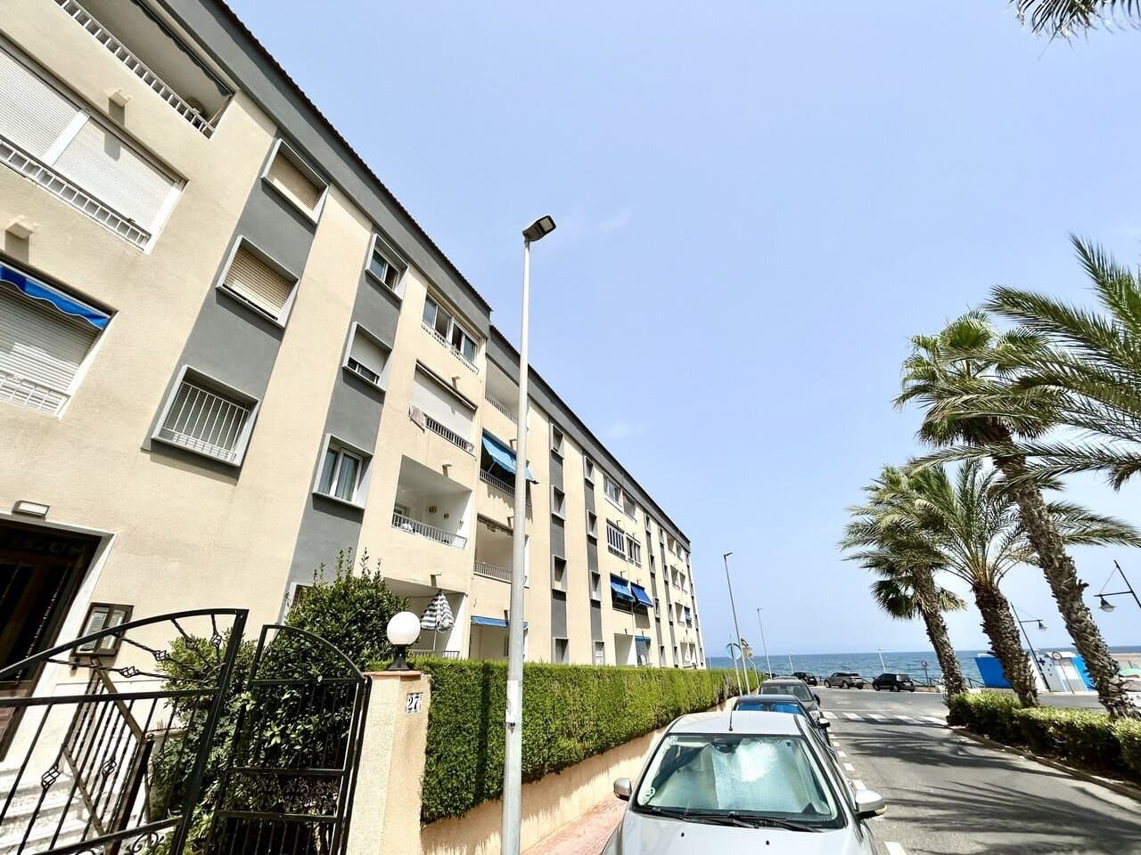 3-Bedroom Apartment in Rocio del Mar, Orihuela Costa - 2