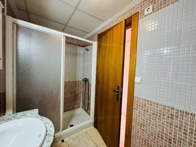 2-Bedroom Apartment in Nueva Torrevieja, Torrevieja - 11