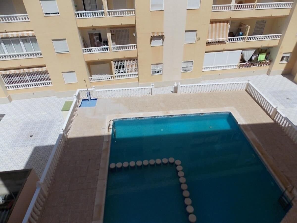 2-Bedroom Apartment in Torrevieja, Torrevieja