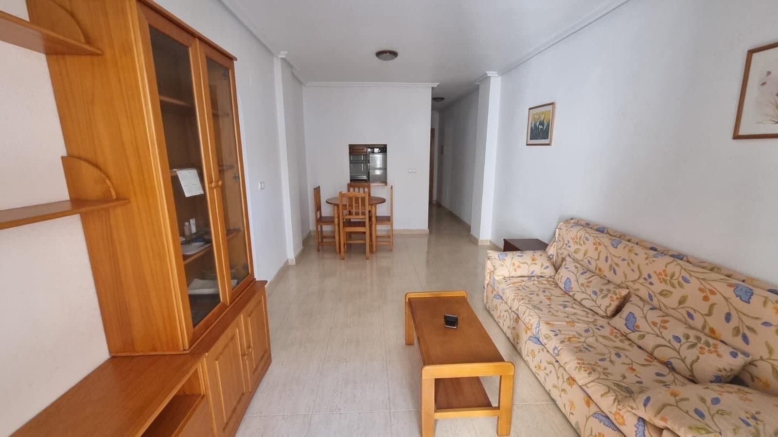 2-Bedroom Apartment in Torrevieja, Torrevieja - 10