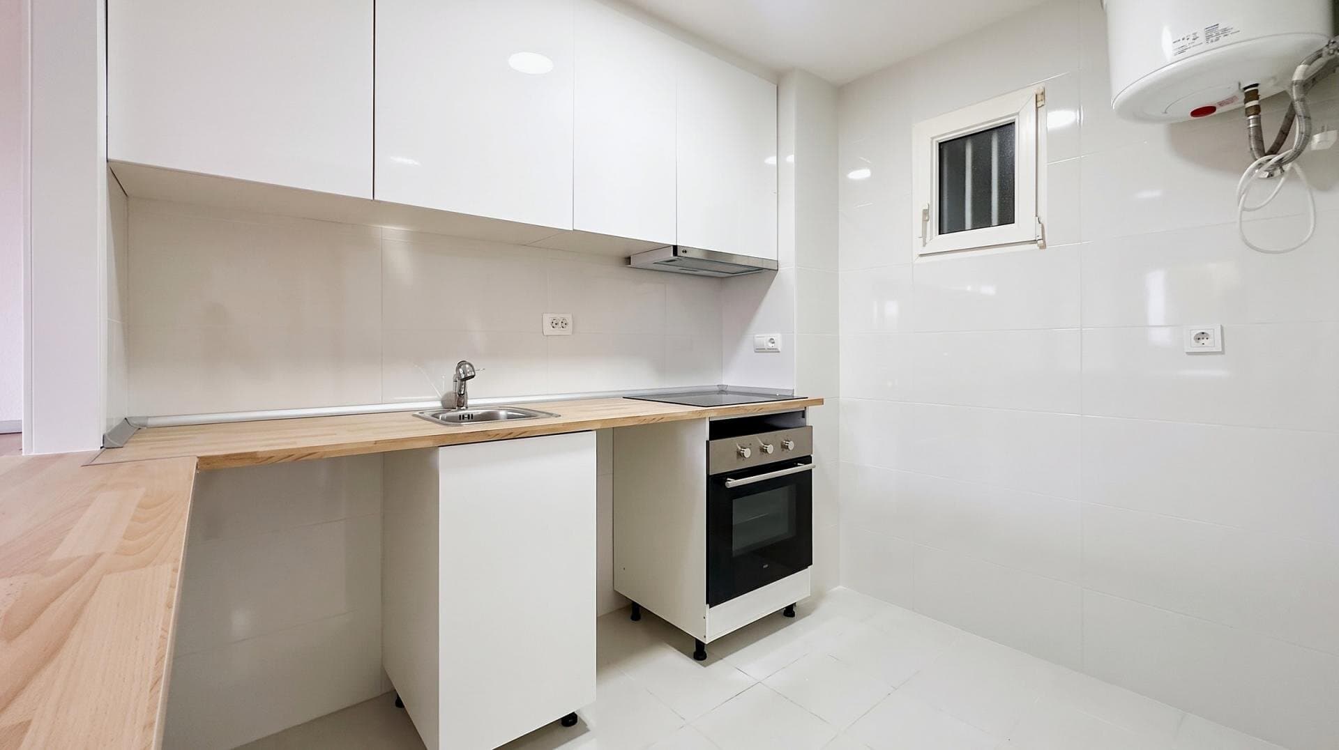 Apartamento de 2 Dormitorios en Lomas de Cabo Roig, Orihuela Costa - 11