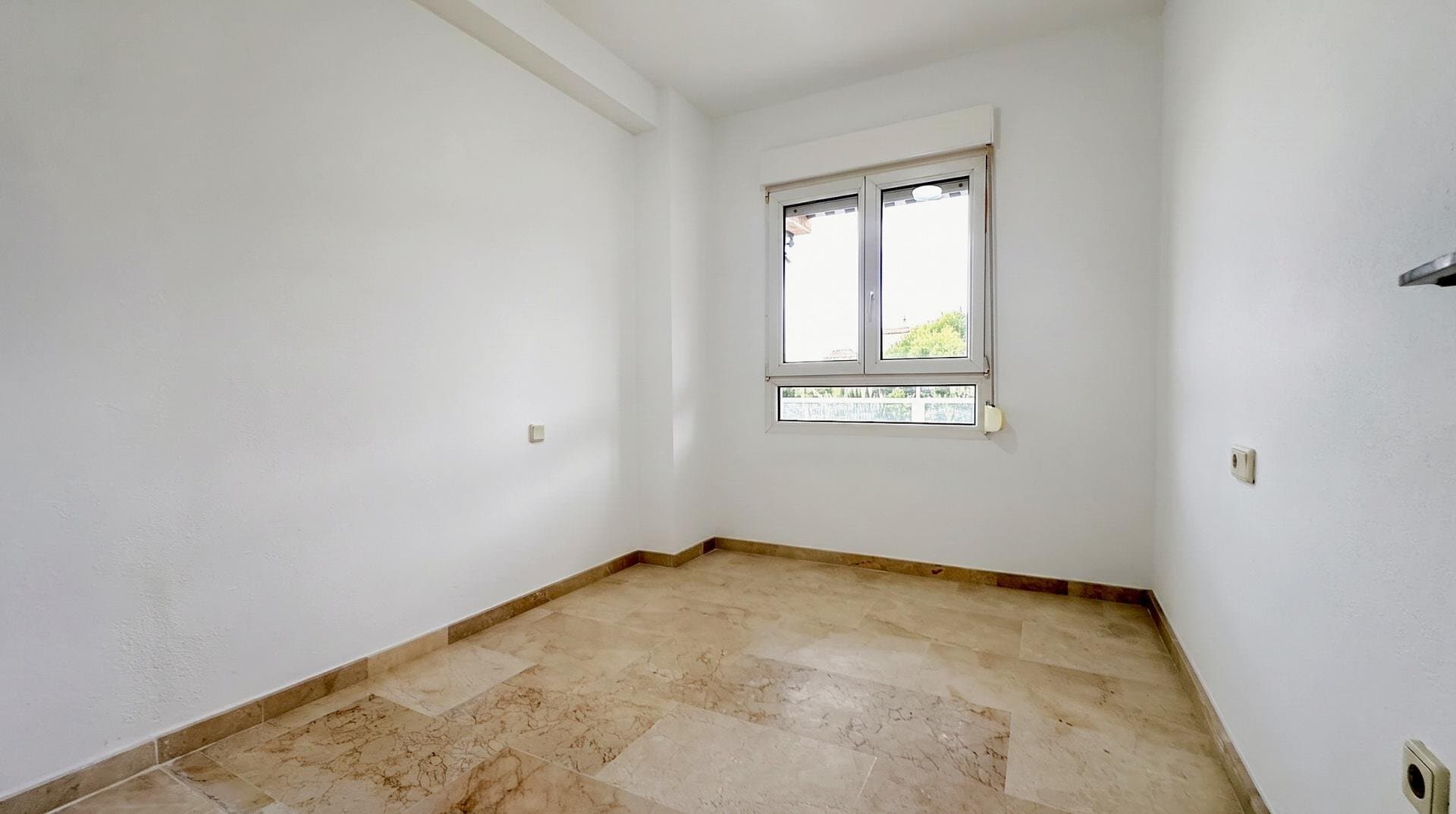 Apartamento de 2 Dormitorios en Lomas de Cabo Roig, Orihuela Costa - 18