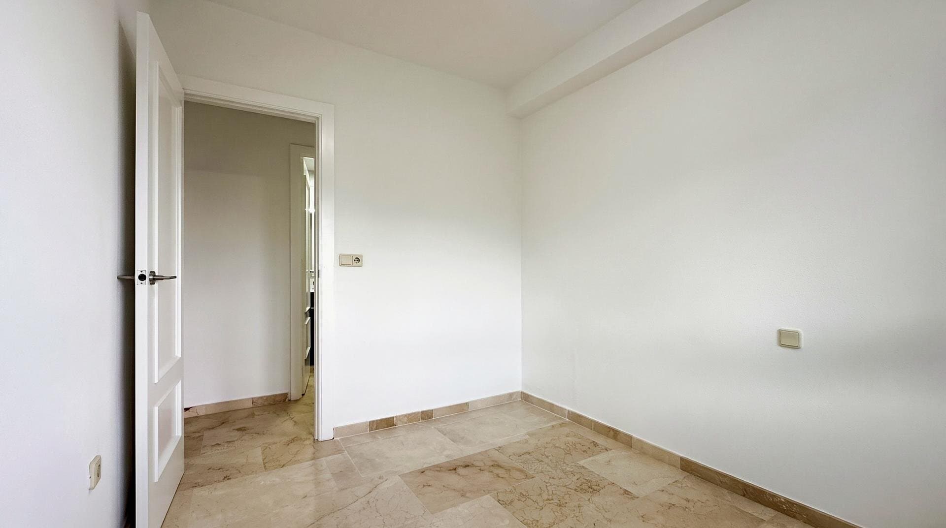 Apartamento de 2 Dormitorios en Lomas de Cabo Roig, Orihuela Costa - 20