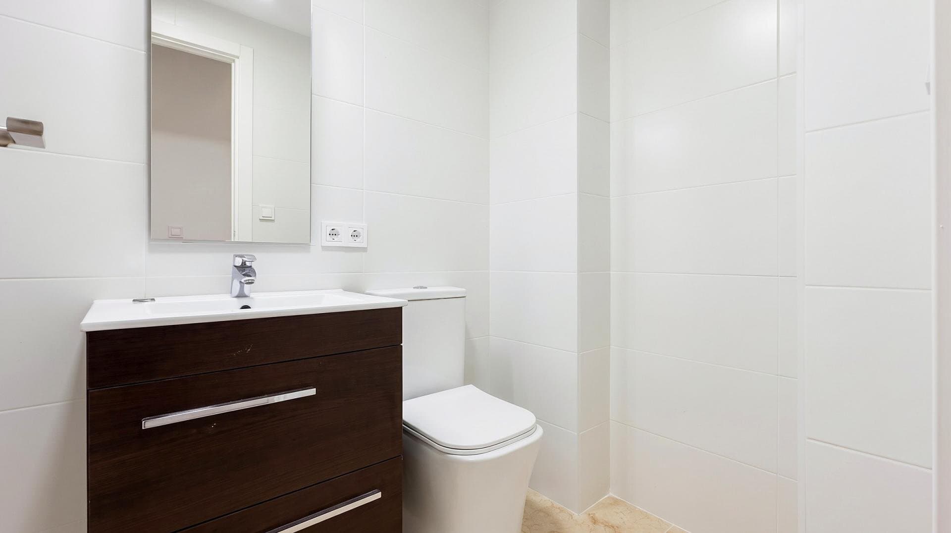 Apartamento de 2 Dormitorios en Lomas de Cabo Roig, Orihuela Costa - 22