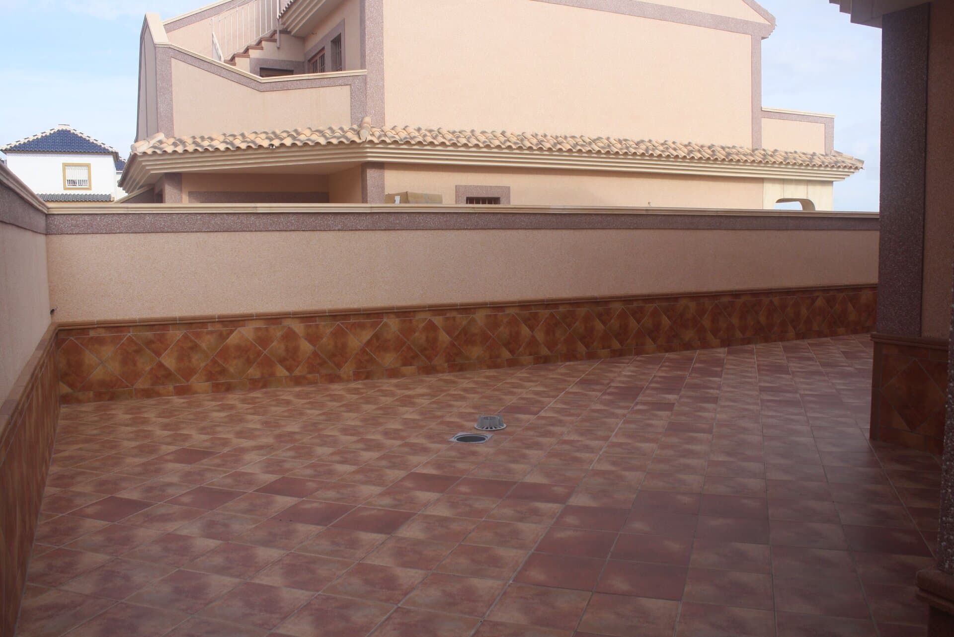 Casa adosada de 2 Dormitorios en, Torrevieja - 2