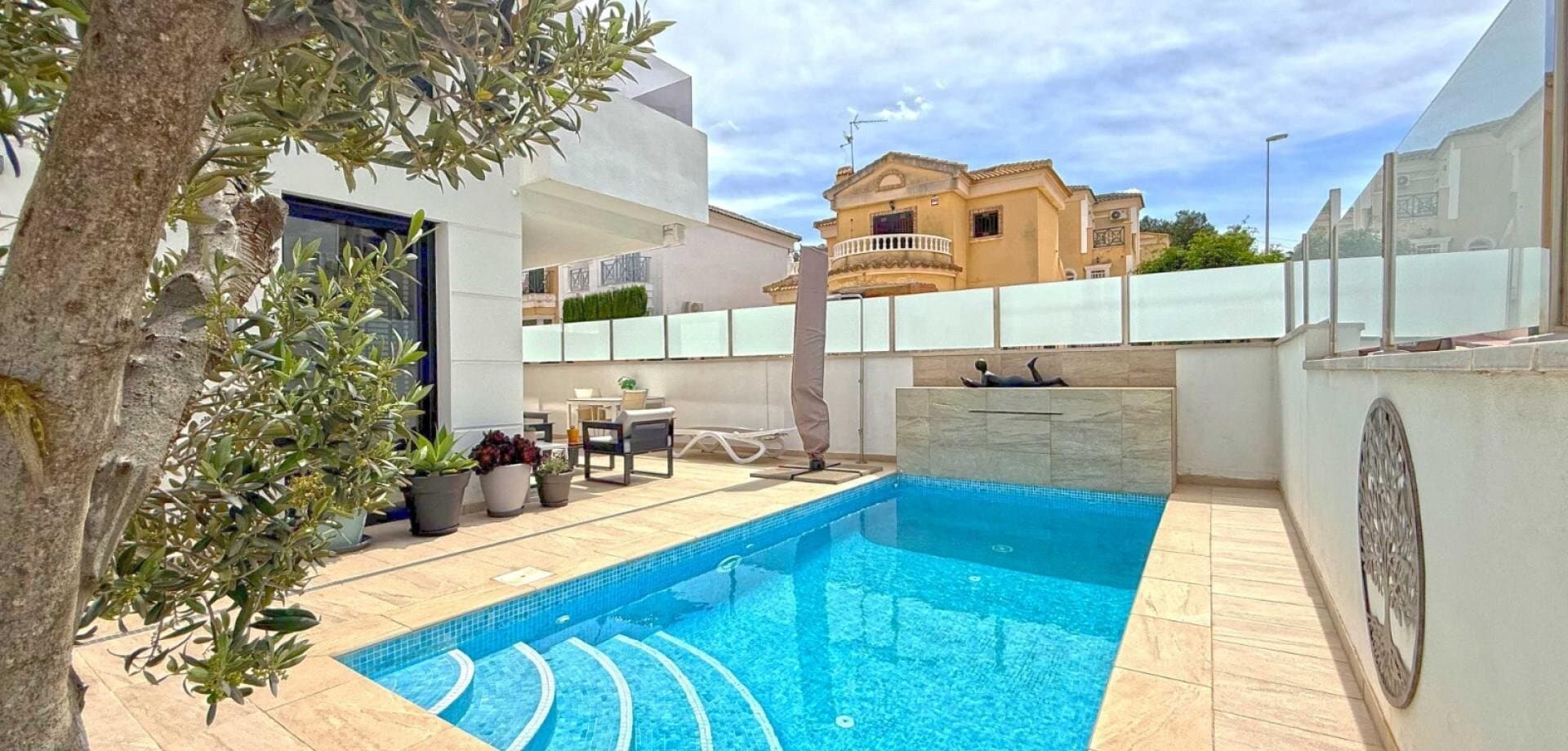 Villa de 3 Dormitorios en Lomas de Campoamor-las Ramblas, Orihuela Costa - 2