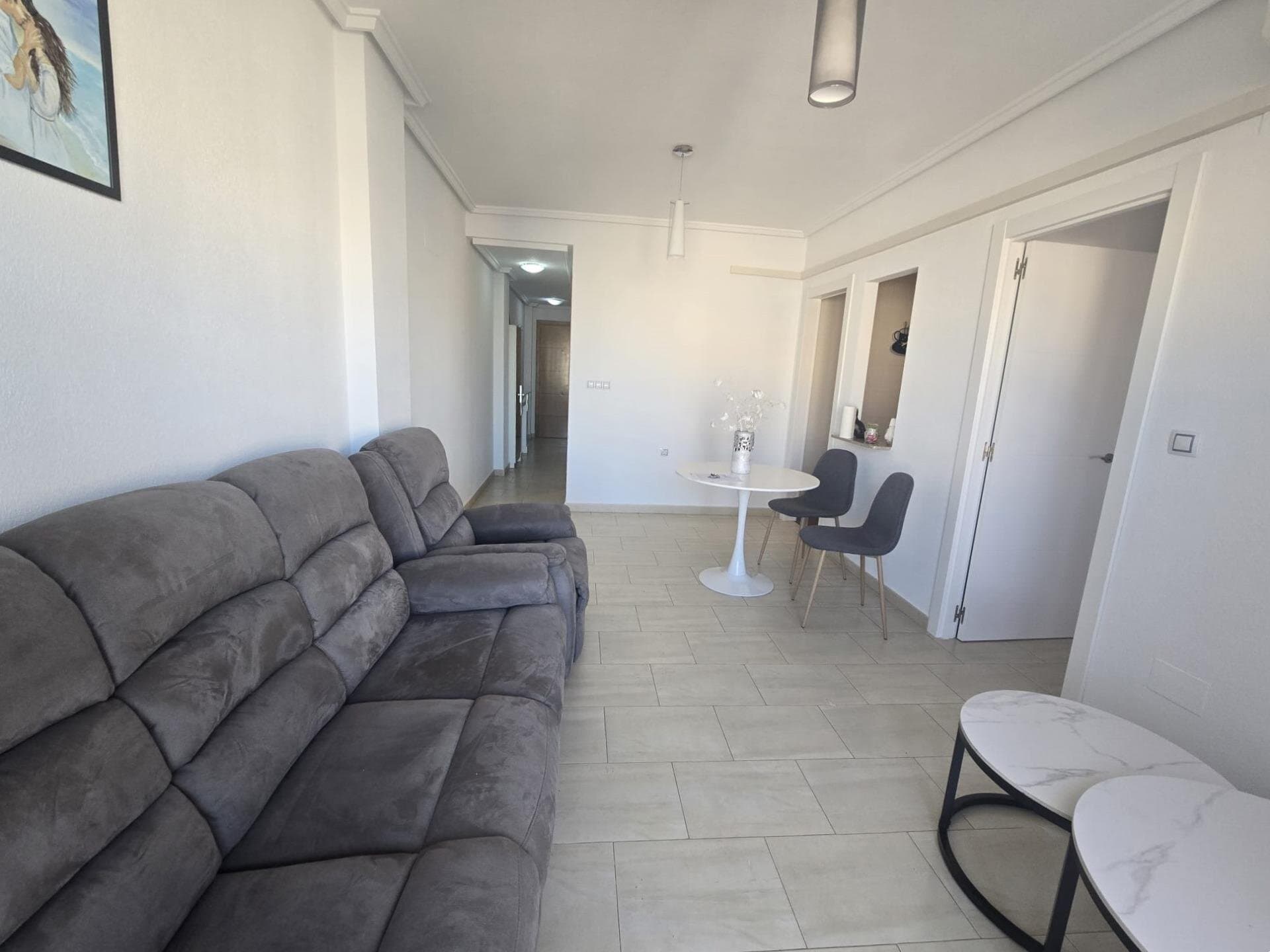 2-Bedroom Apartment in Torrevieja - 12