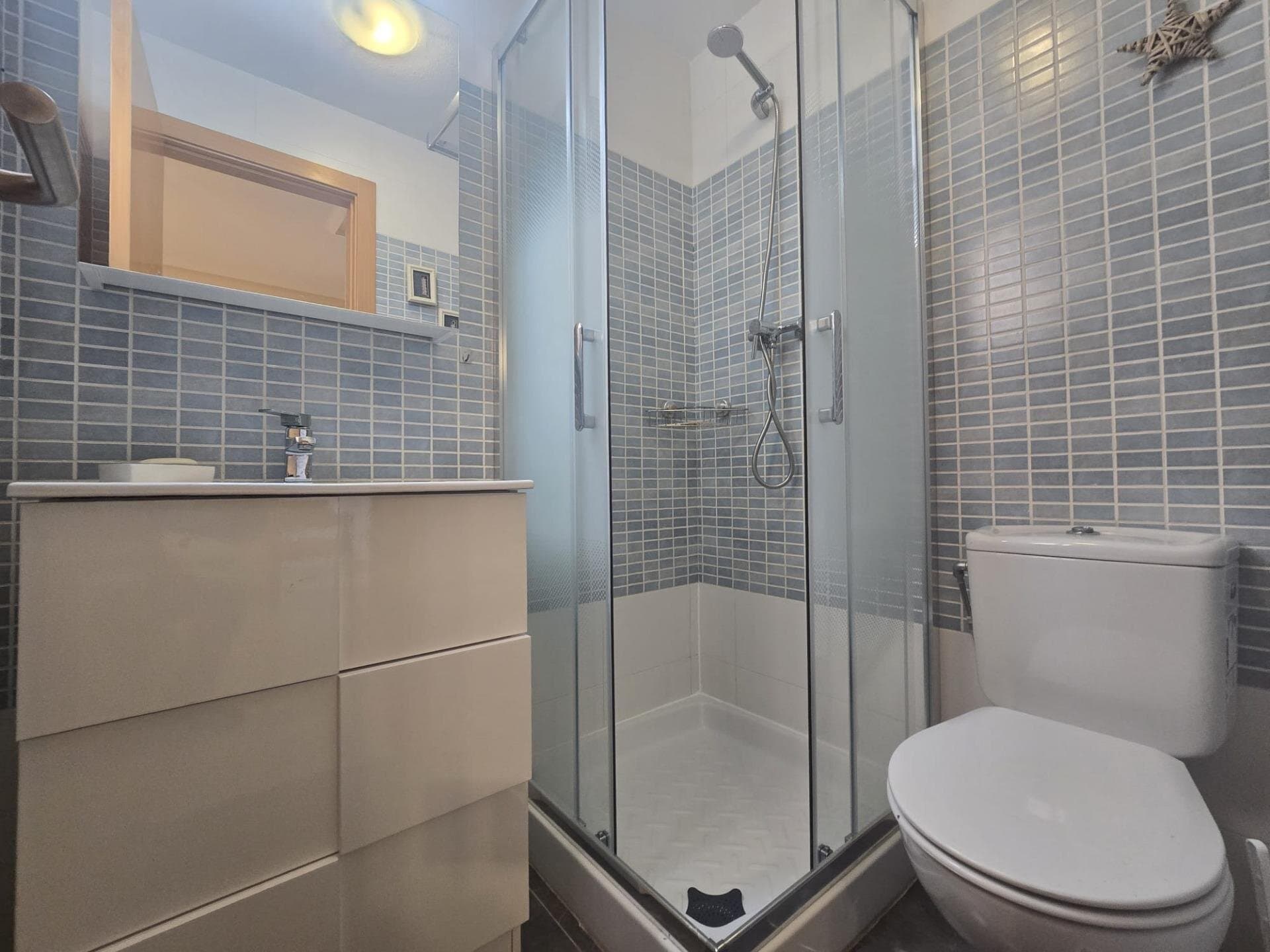 2-Bedroom Apartment in Torrevieja - 15