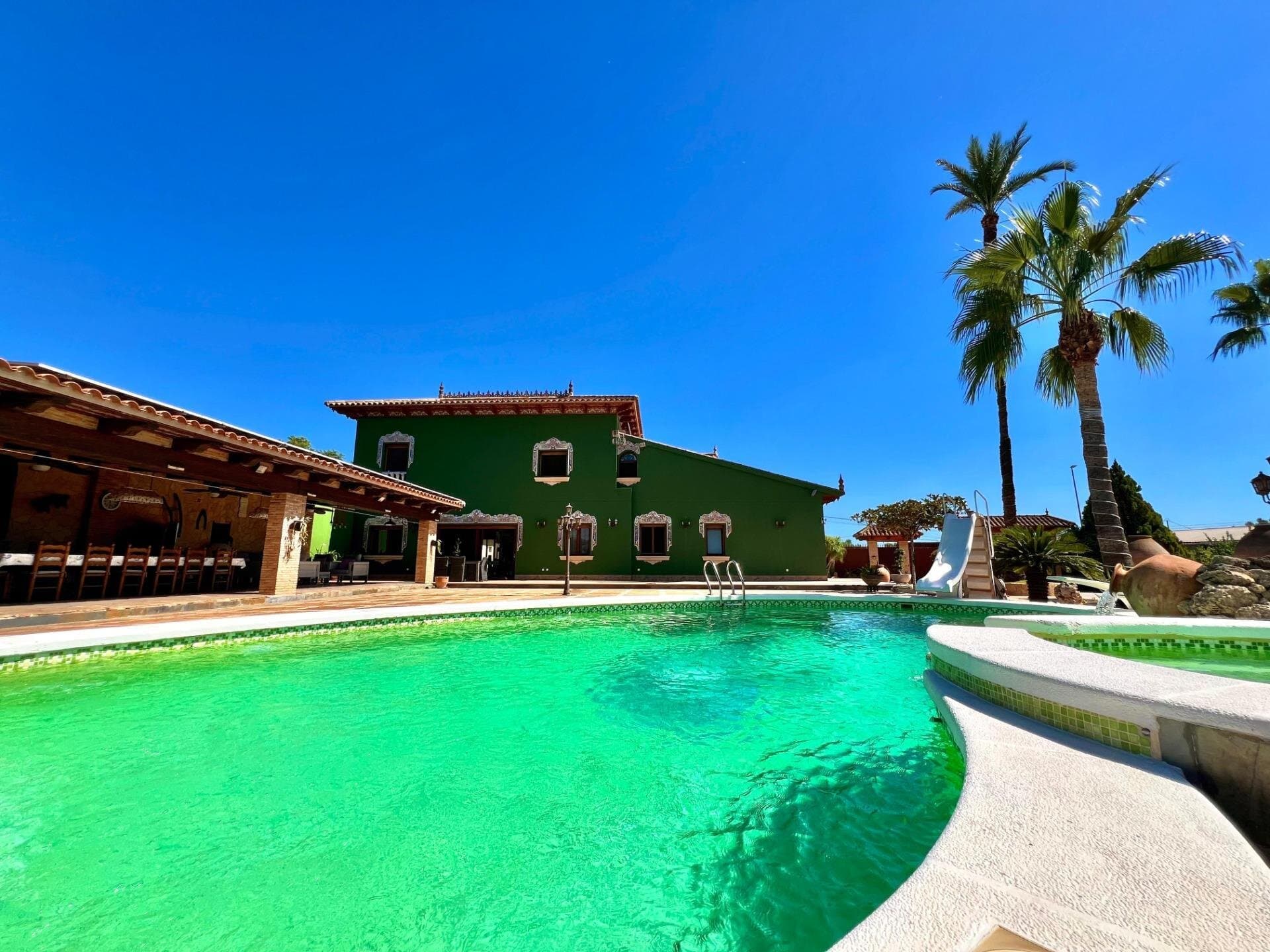 Villa de 4 Dormitorios en Comunidad Valenciana, Almoradi