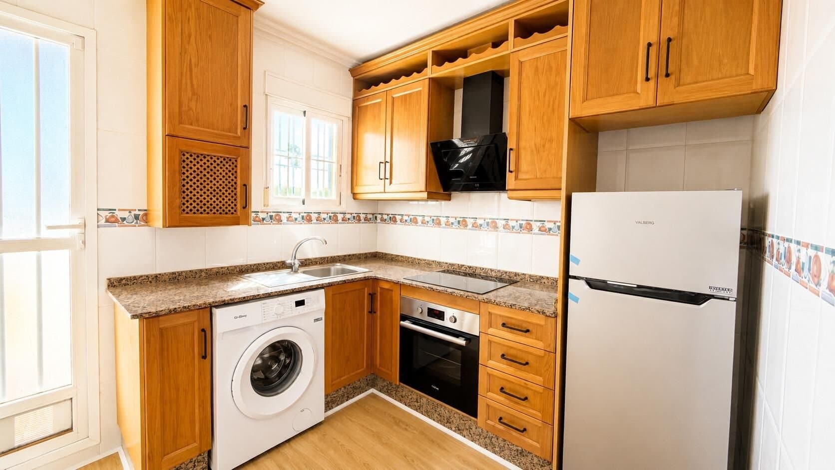 Apartamento de 2 Dormitorios en Lomas de Cabo Roig, Orihuela Costa - 11