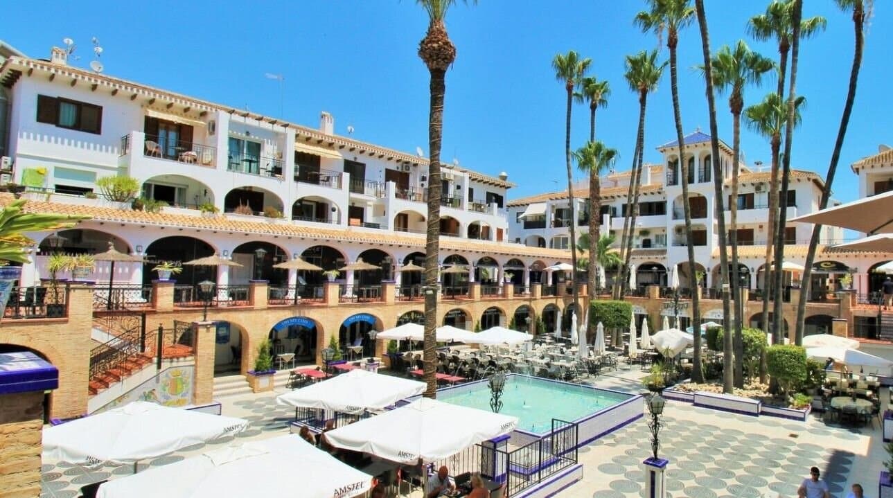 Villa de 3 Dormitorios en Las Filipinas, Orihuela Costa - 29