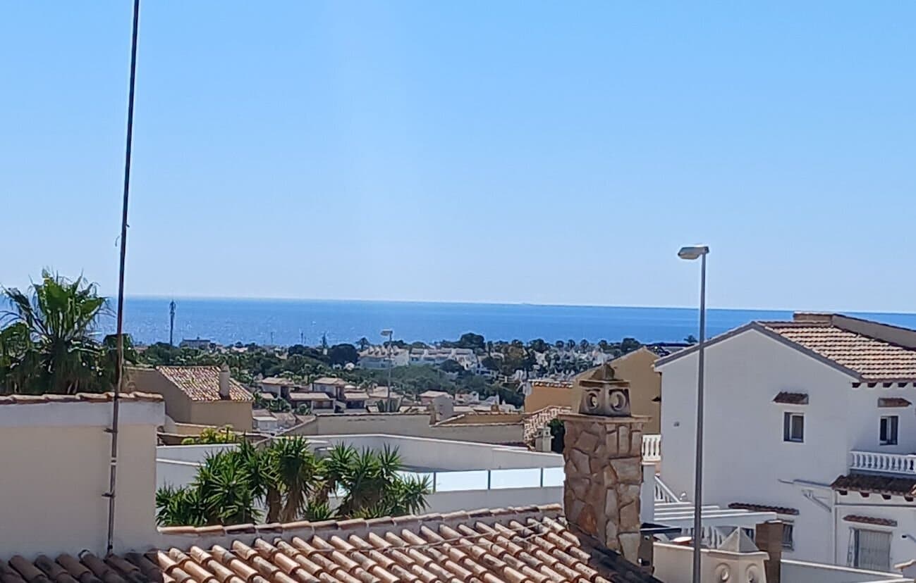 Villa de 3 Dormitorios en Las Filipinas, Orihuela Costa - 36