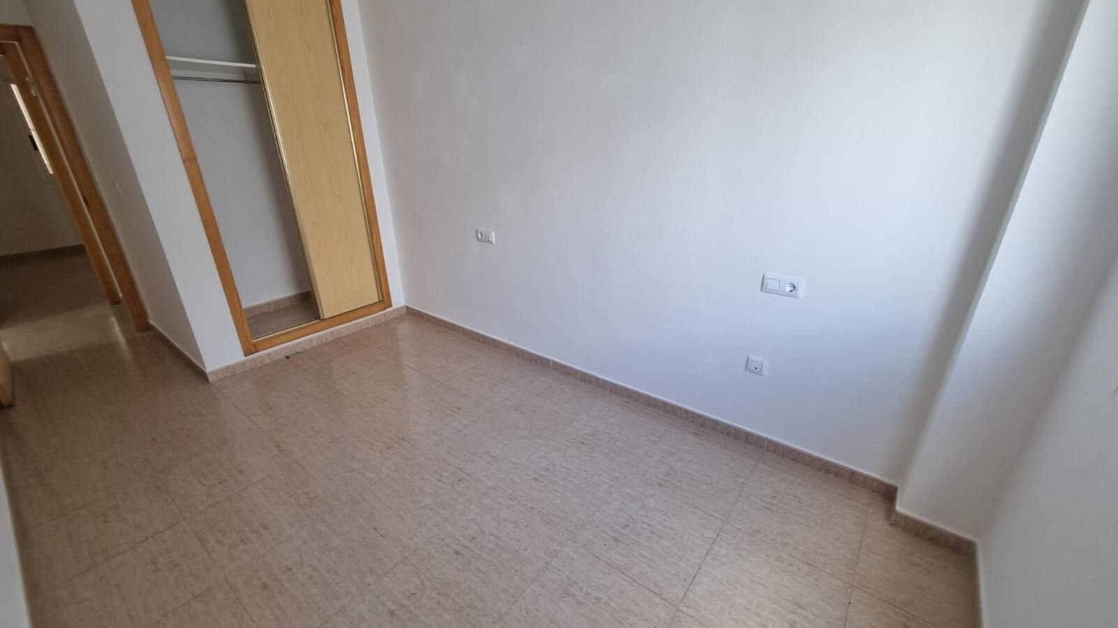 2-Bedroom Apartment in Centro, Torrevieja - 6