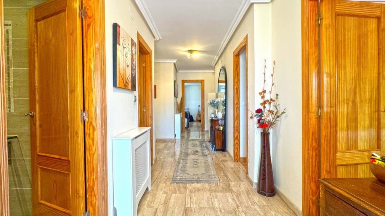 6-Bedroom Villa in Centro, Torrevieja - 15