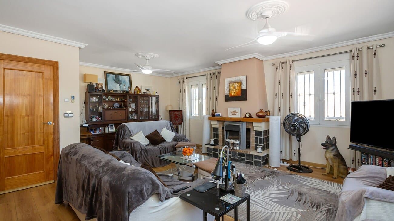 6-Bedroom Villa in Centro, Torrevieja - 17