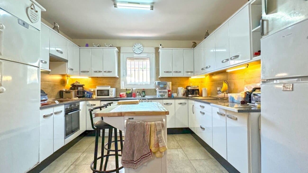 6-Bedroom Villa in Centro, Torrevieja - 20