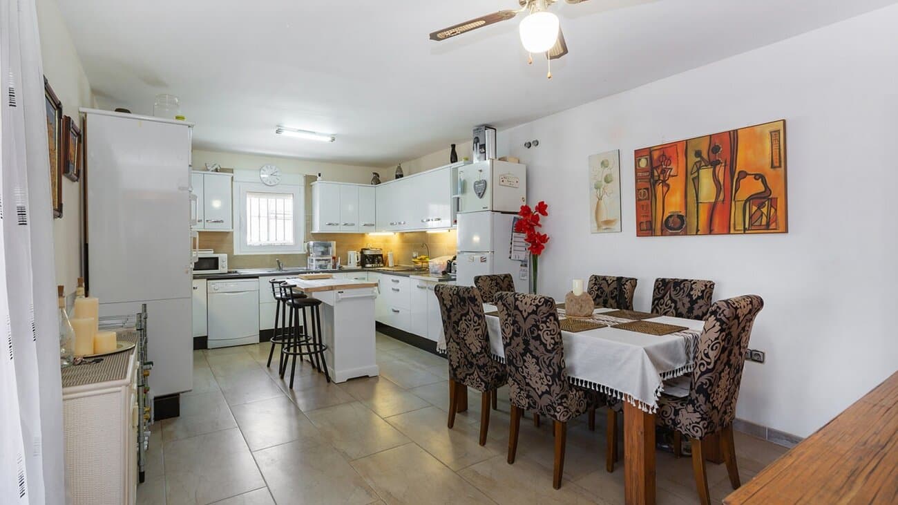 6-Bedroom Villa in Centro, Torrevieja - 24