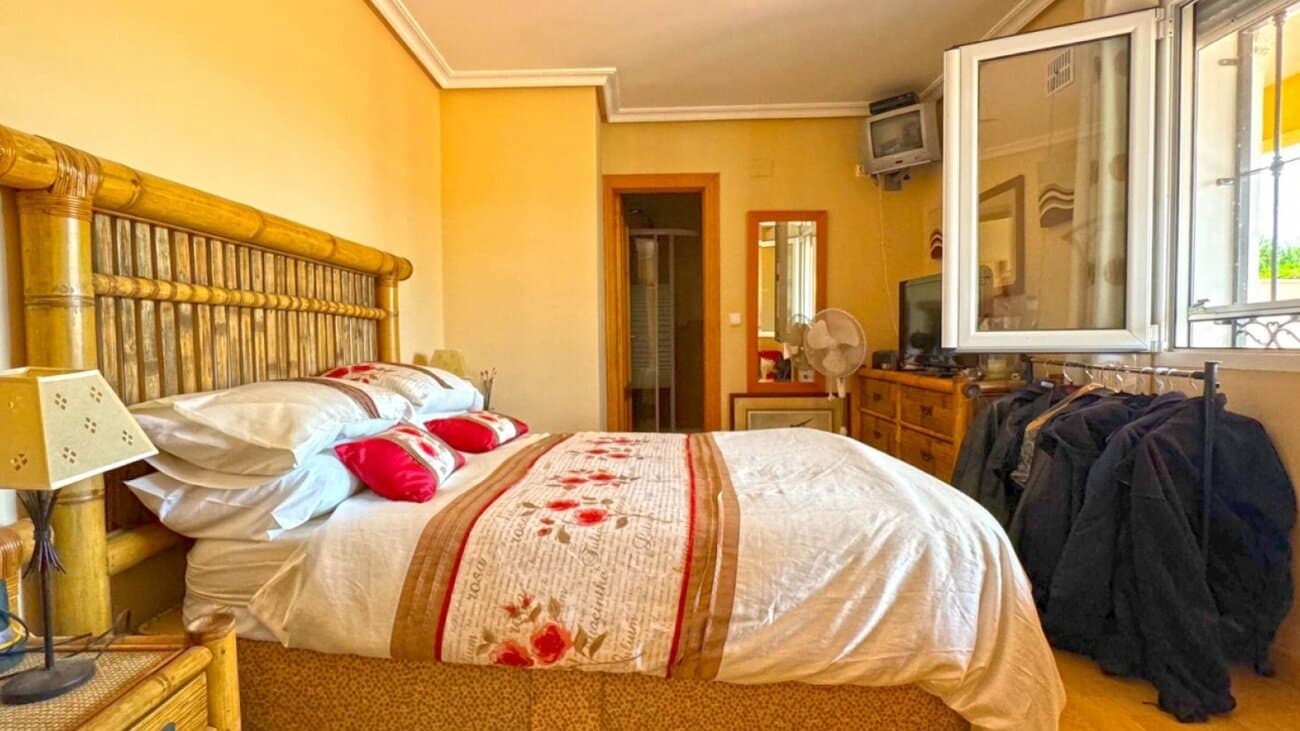 6-Bedroom Villa in Centro, Torrevieja - 25