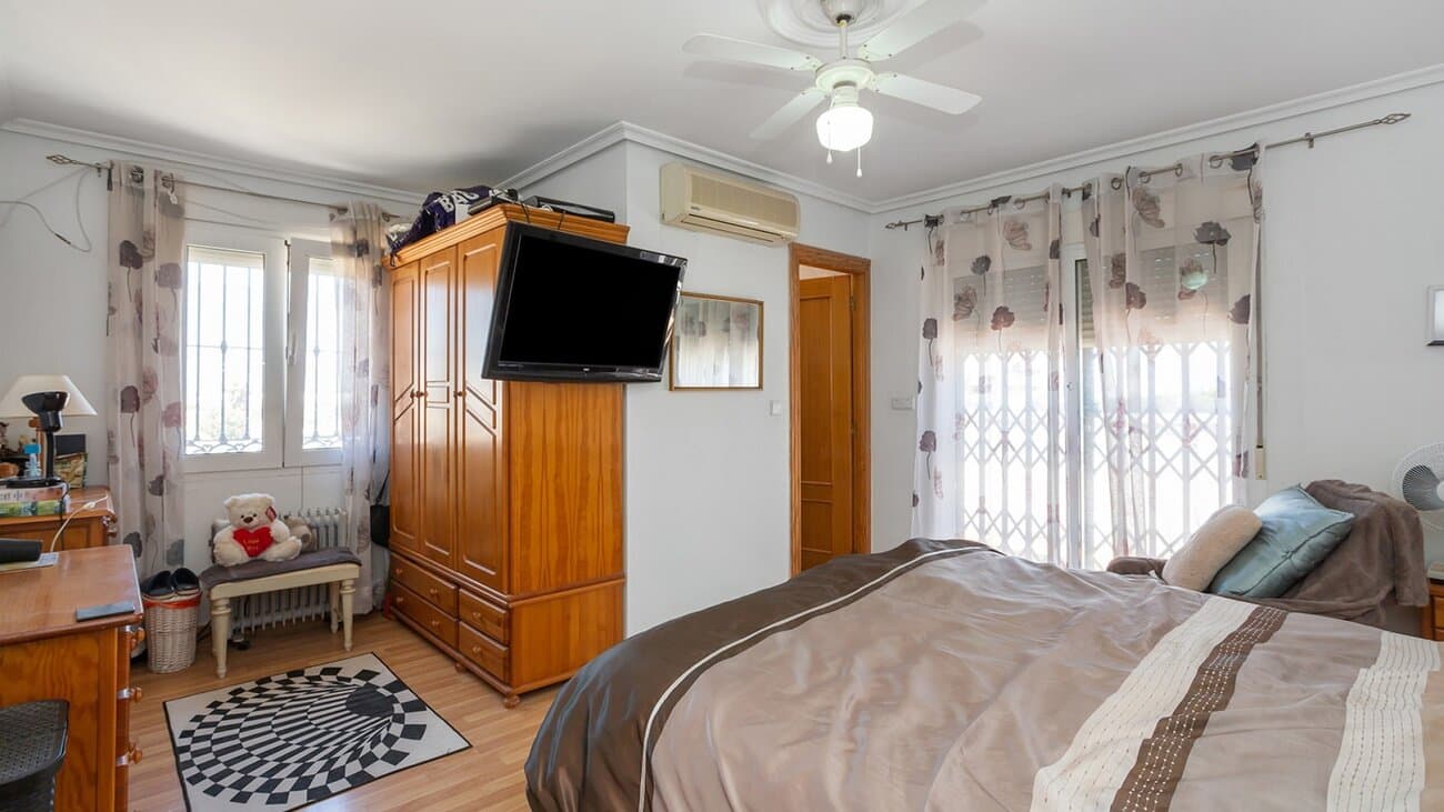 6-Bedroom Villa in Centro, Torrevieja - 39