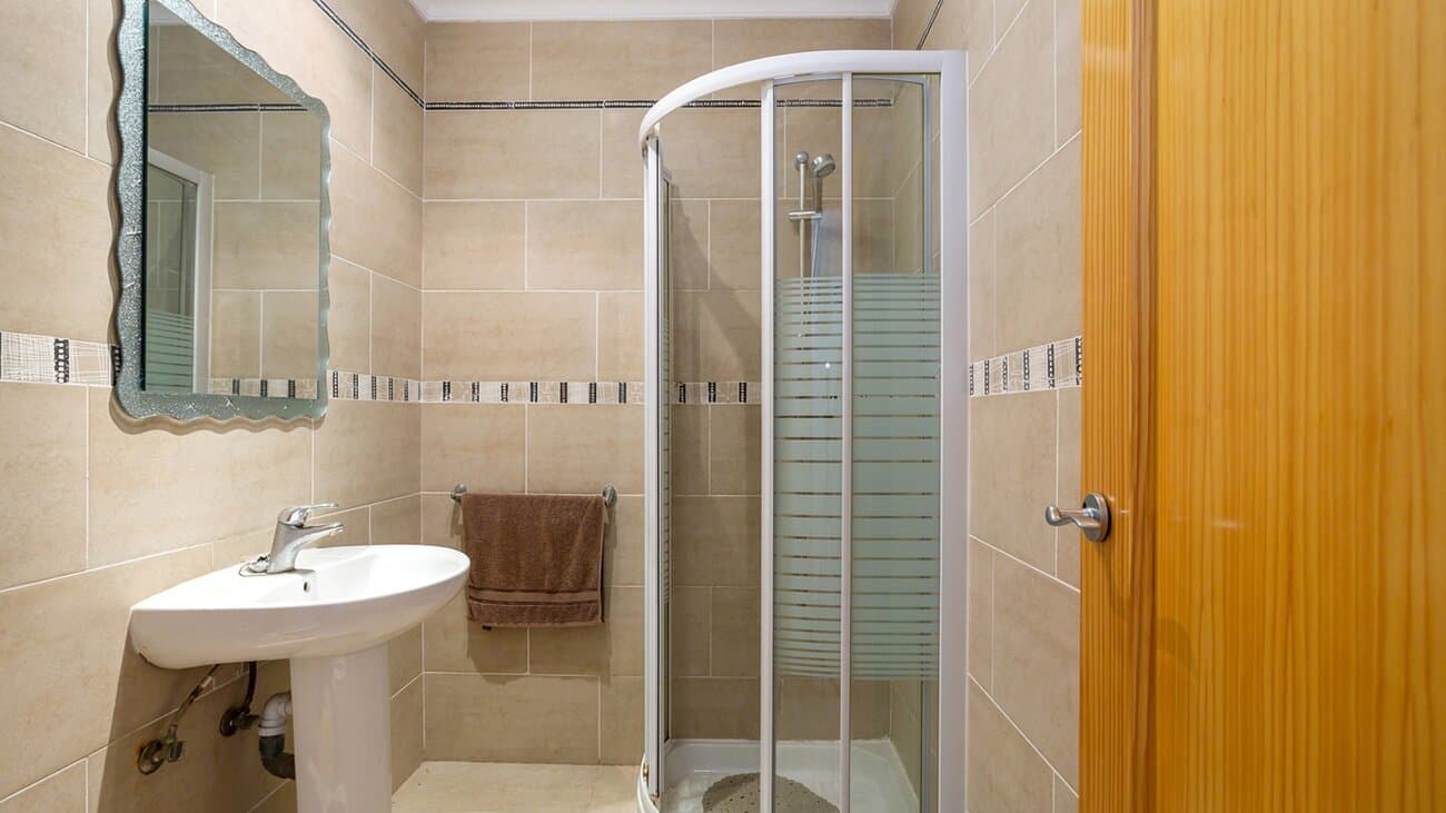 6-Bedroom Villa in Centro, Torrevieja - 48