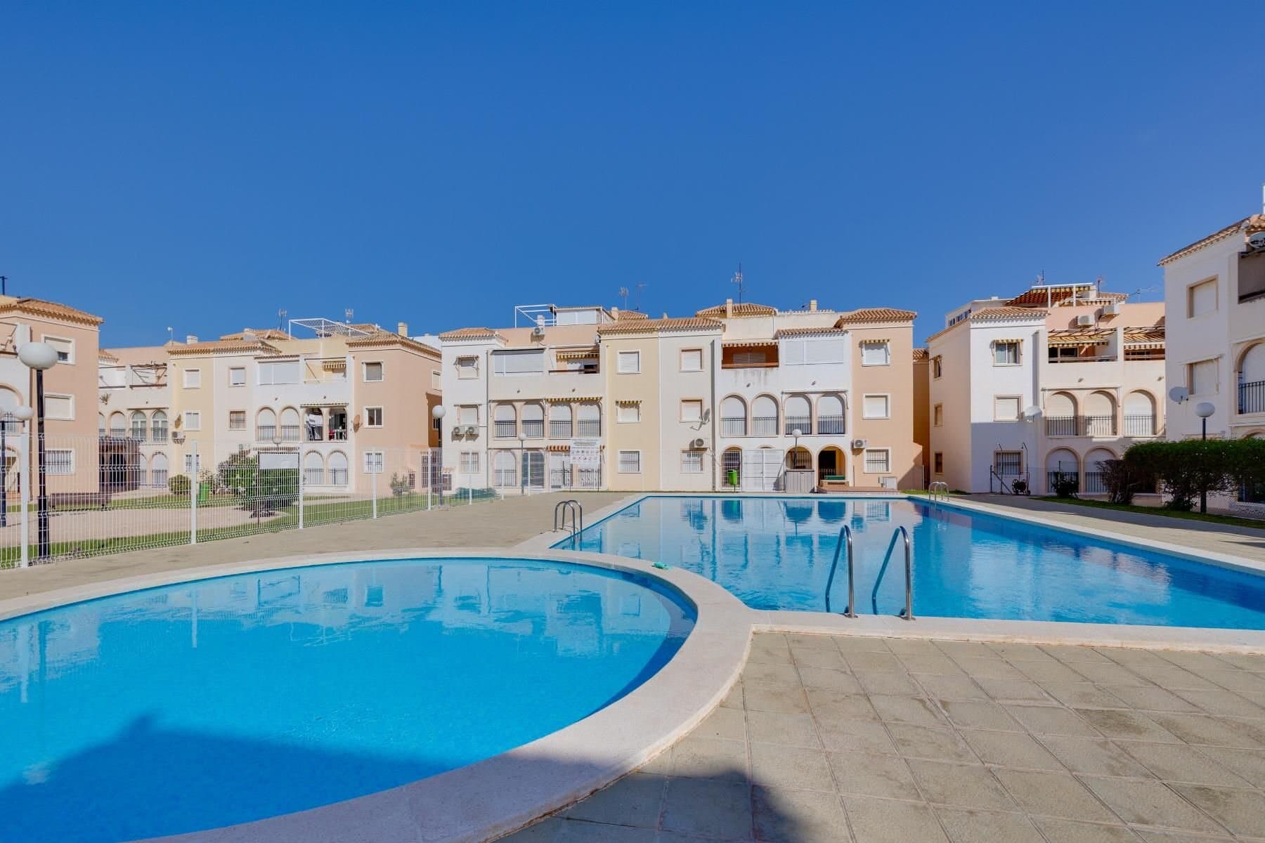Bungalow de 2 Dormitorios en El Acequión - Los Náufragos, Torrevieja - 21