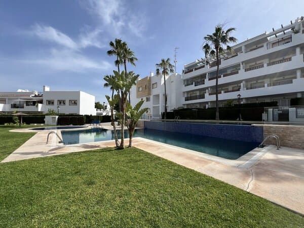 Appartement de 3 Chambres à Lomas de Cabo Roig, Orihuela Costa
