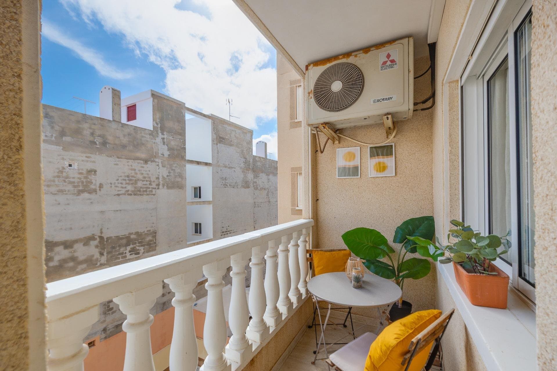 1-Bedroom Apartment in Estacion de Autobuses, Torrevieja - 12
