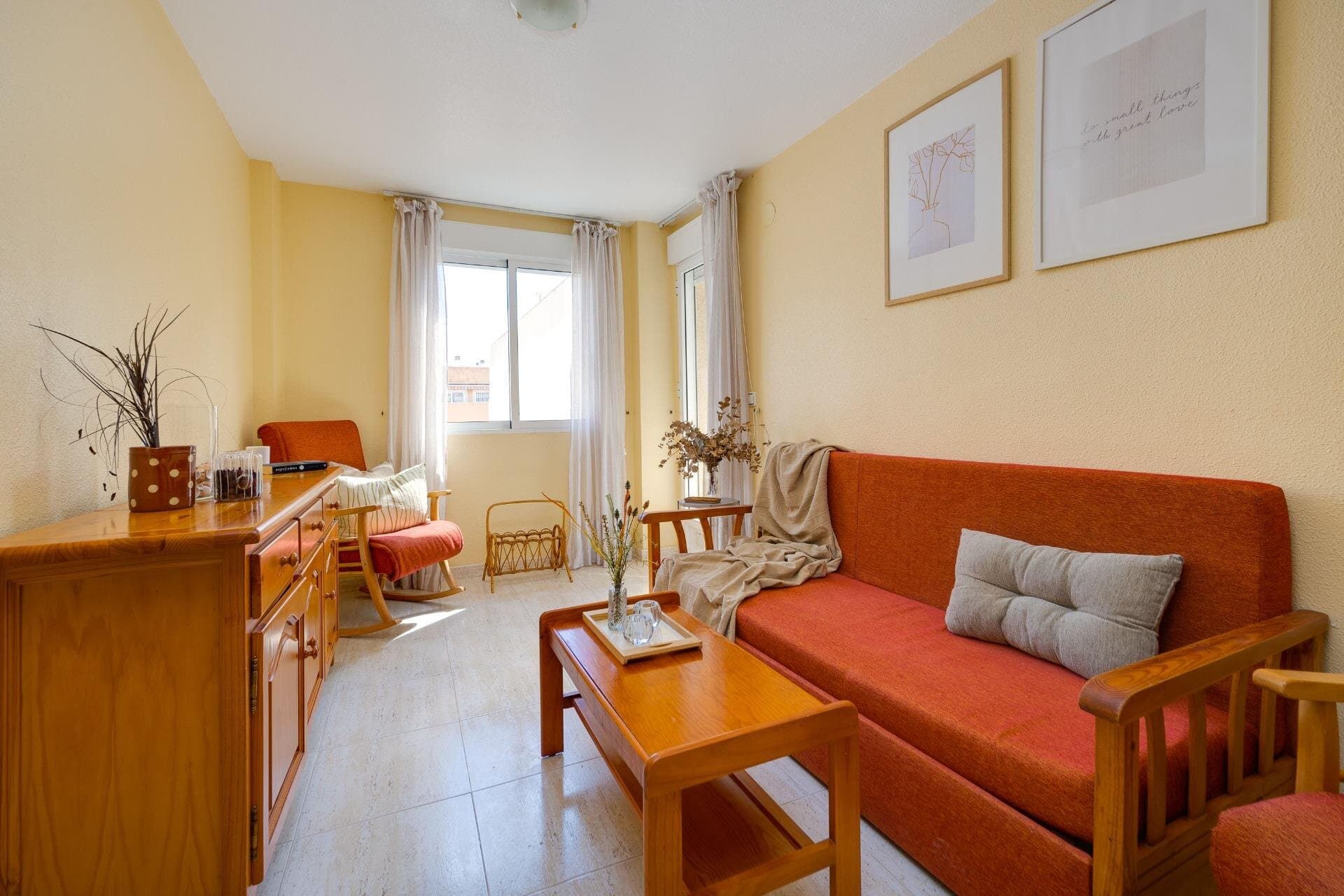 1-Bedroom Apartment in Estacion de Autobuses, Torrevieja - 3