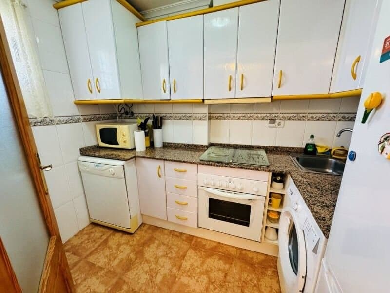 2-Bedroom Apartment in Parque las Naciones, Torrevieja - 14