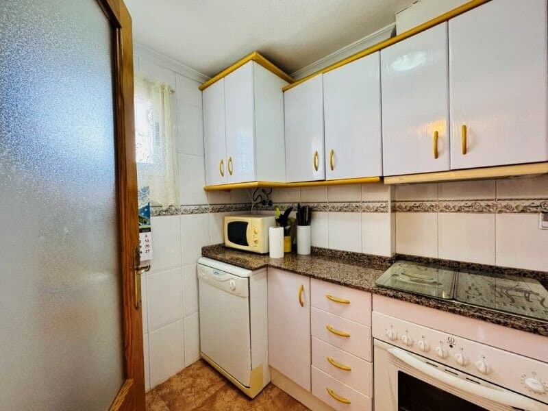 2-Bedroom Apartment in Parque las Naciones, Torrevieja - 15
