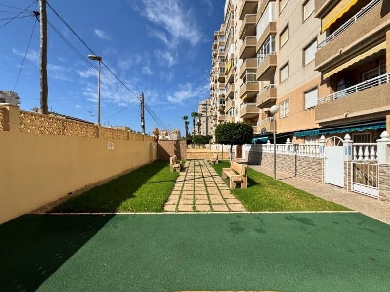 2-Bedroom Apartment in Parque las Naciones, Torrevieja - 26