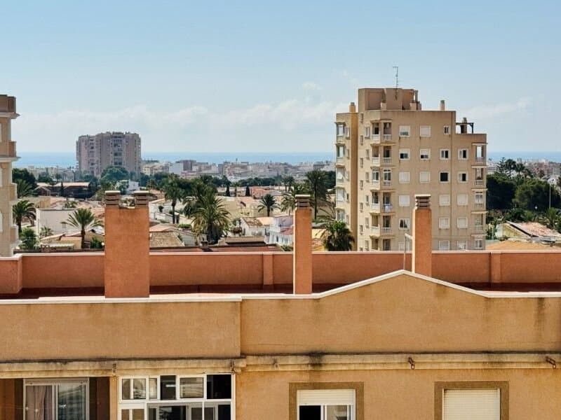 2-Bedroom Apartment in Parque las Naciones, Torrevieja - 8