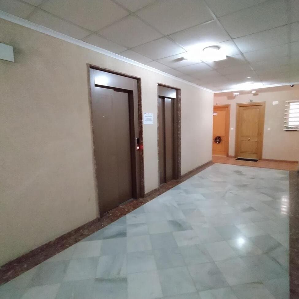2-Bedroom Apartment in Centro, Torrevieja - 6