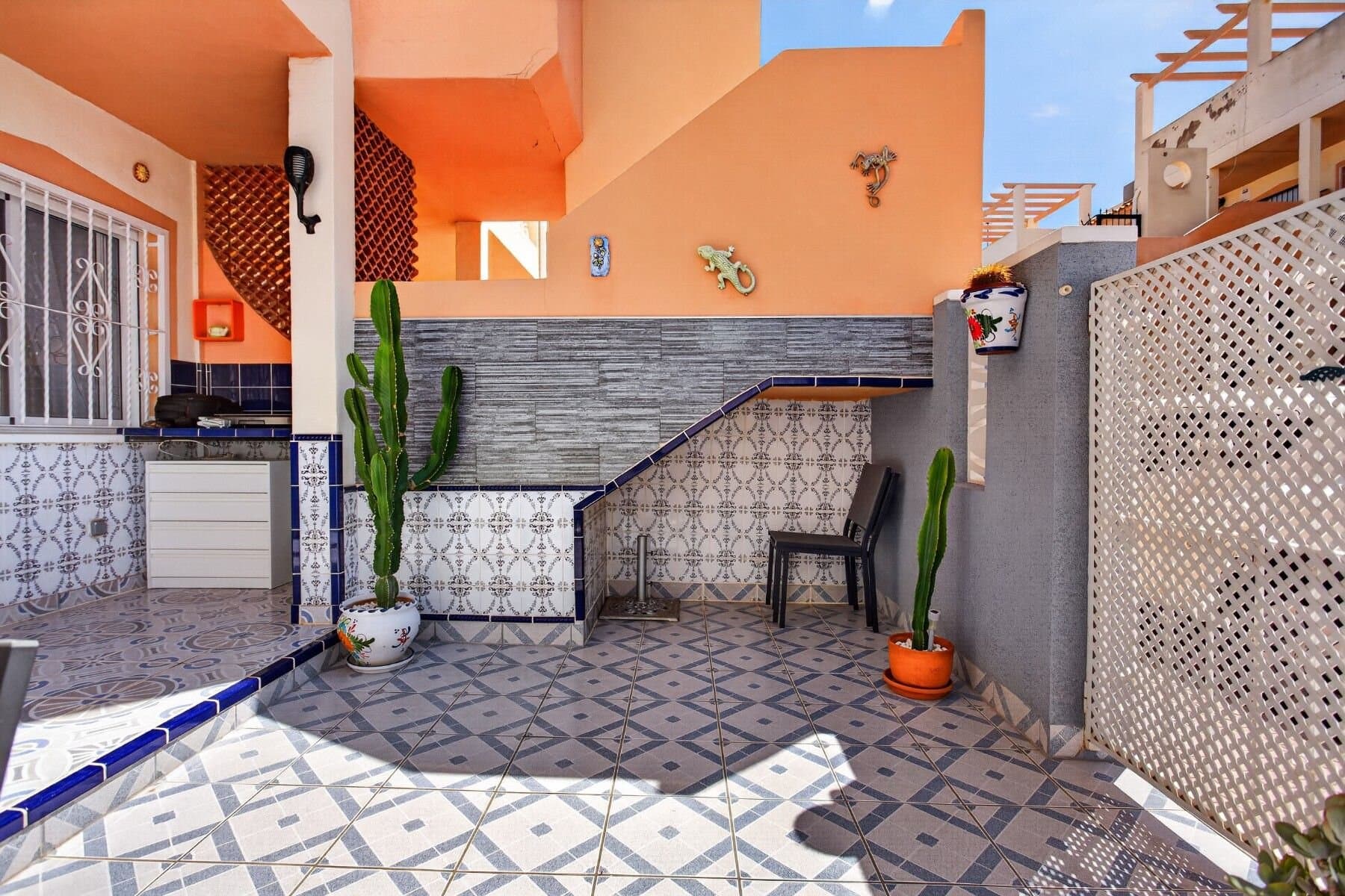 Apartamento de 2 Dormitorios en La Florida, Orihuela Costa - 17