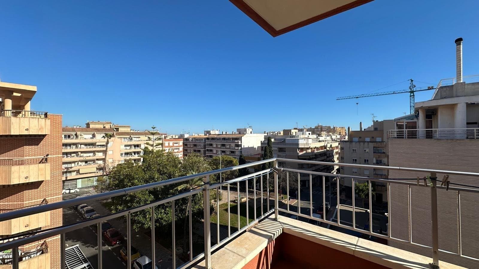 3-Bedroom Apartment in Estacion de Autobuses, Torrevieja - 27