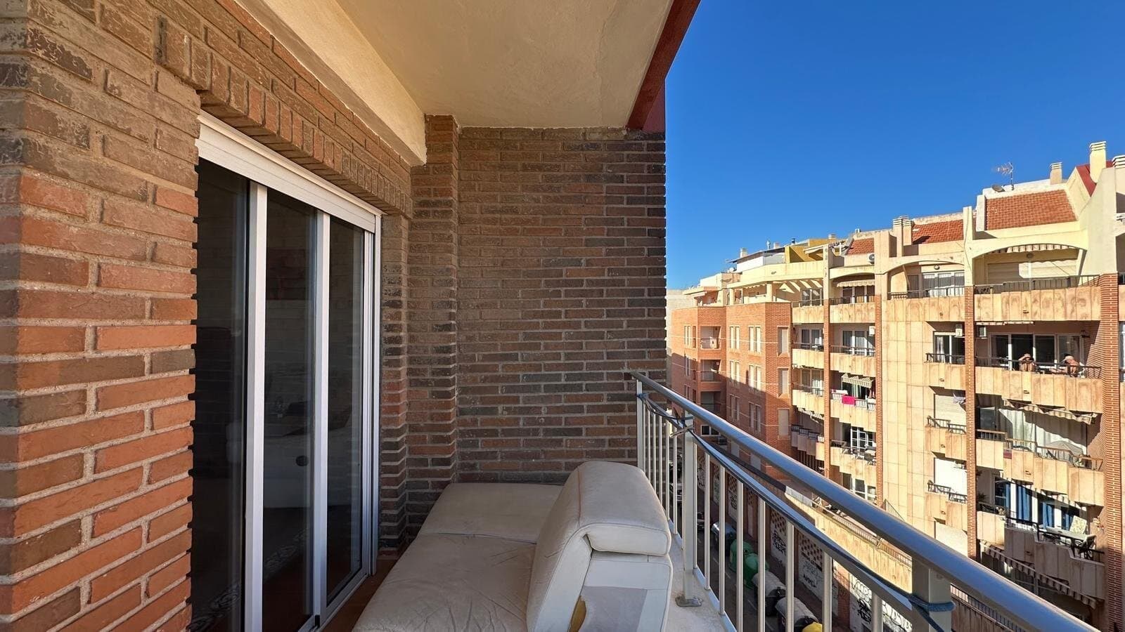 3-Bedroom Apartment in Estacion de Autobuses, Torrevieja - 30