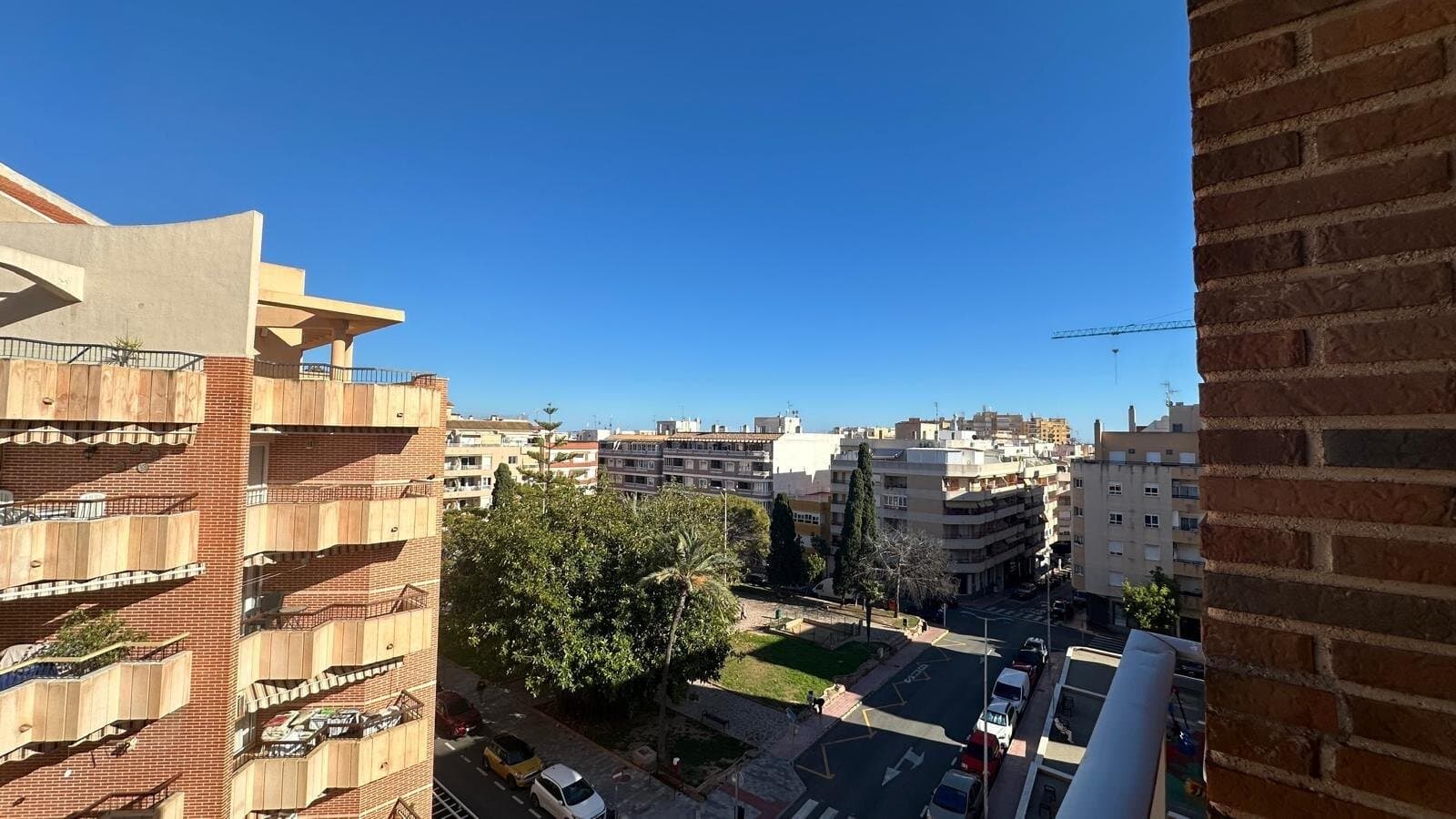 3-Bedroom Apartment in Estacion de Autobuses, Torrevieja - 32