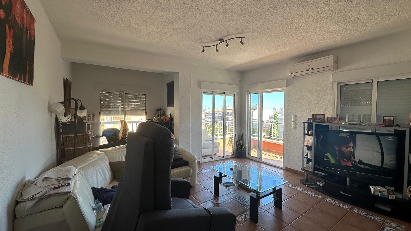 3-Bedroom Apartment in Estacion de Autobuses, Torrevieja - 6