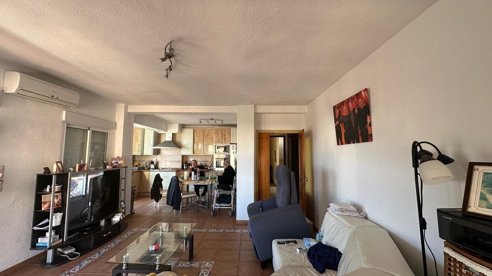 3-Bedroom Apartment in Estacion de Autobuses, Torrevieja - 8