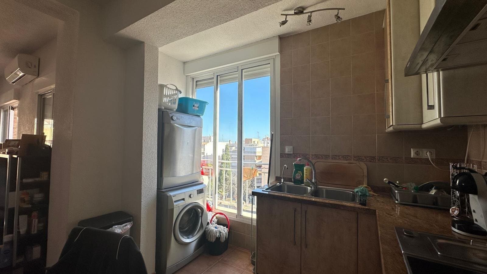 3-Bedroom Apartment in Estacion de Autobuses, Torrevieja - 9