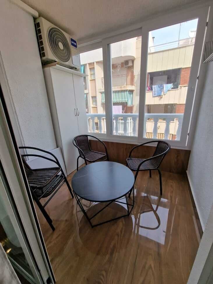 2-Bedroom Apartment in Torrevieja - 12