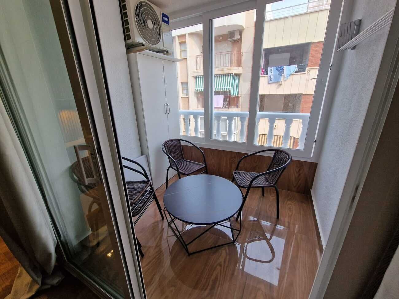 2-Bedroom Apartment in Torrevieja - 3