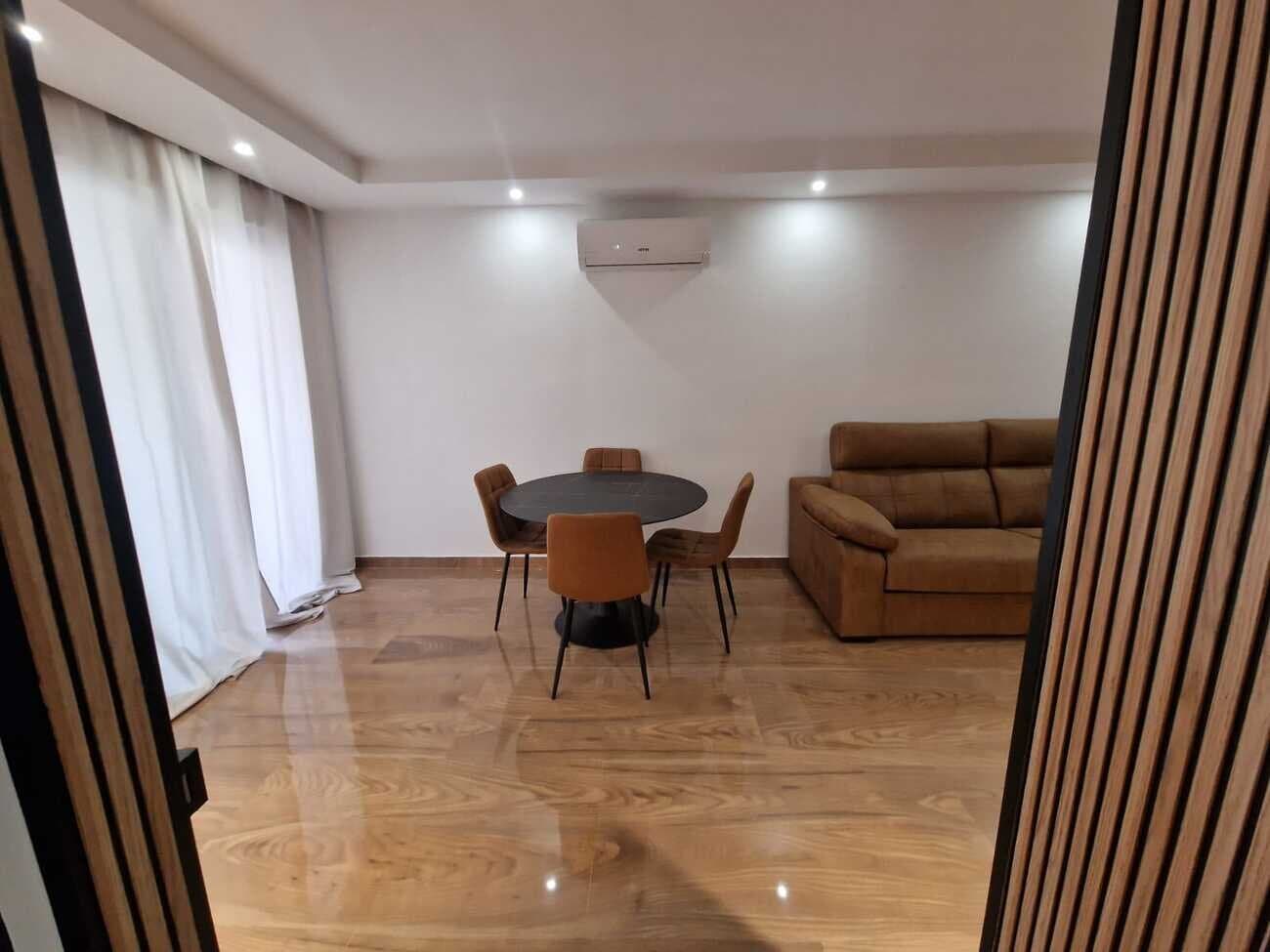 2-Bedroom Apartment in Torrevieja - 4