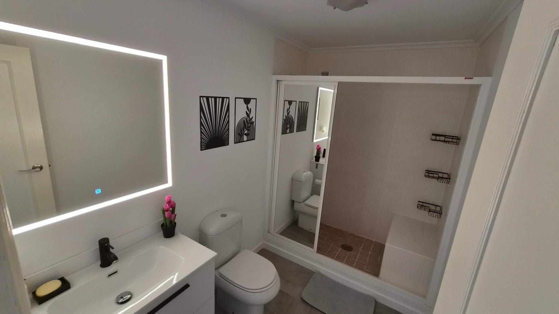 3-Bedroom Apartment in Torrevieja, Torrevieja - 35
