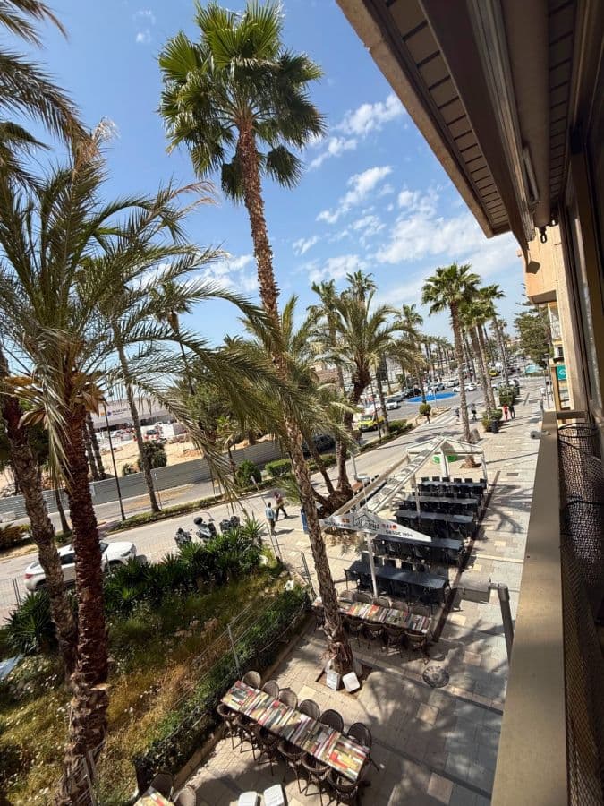 3-Bedroom Apartment in Torrevieja, Torrevieja - 39