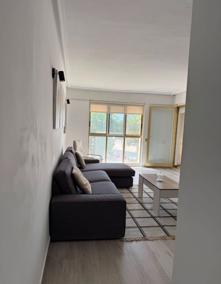 3-Bedroom Apartment in Torrevieja, Torrevieja - 6